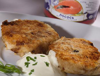 Тихоокеанська горбуша у власному соці Лемберг 